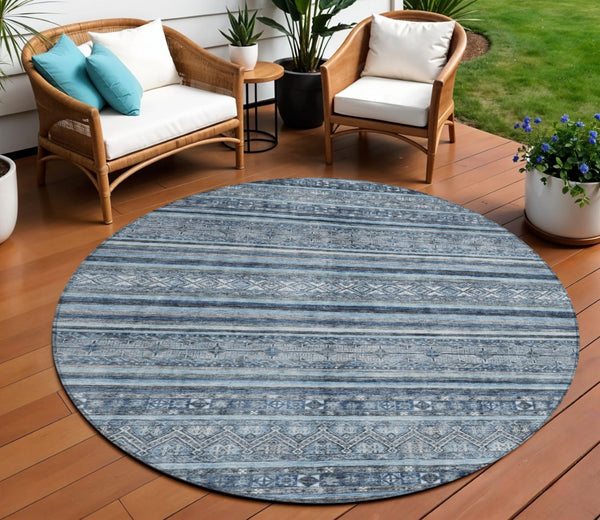 HomeRoots 5' Timeless Blue and Gray Oriental Washable Area Rug for Indoor and Outdoor Versatile Spaces 8' Round 616336