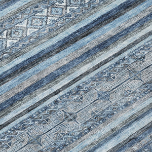 HomeRoots 5' Timeless Blue and Gray Oriental Washable Area Rug for Indoor and Outdoor Versatile Spaces 8' Round 616336