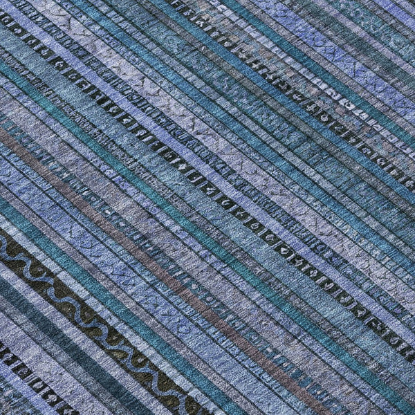 HomeRoots 5' Coastal Blue Gray Striped Washable Area Rug for Indoor and Outdoor Spaces - Easy Care & Durable 8' Round 616366