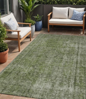 HomeRoots 5' Green and Silver Medallion Indoor Outdoor Area Rug - Stylish, Durable, Machine Washable Design 5' X 8' 616431