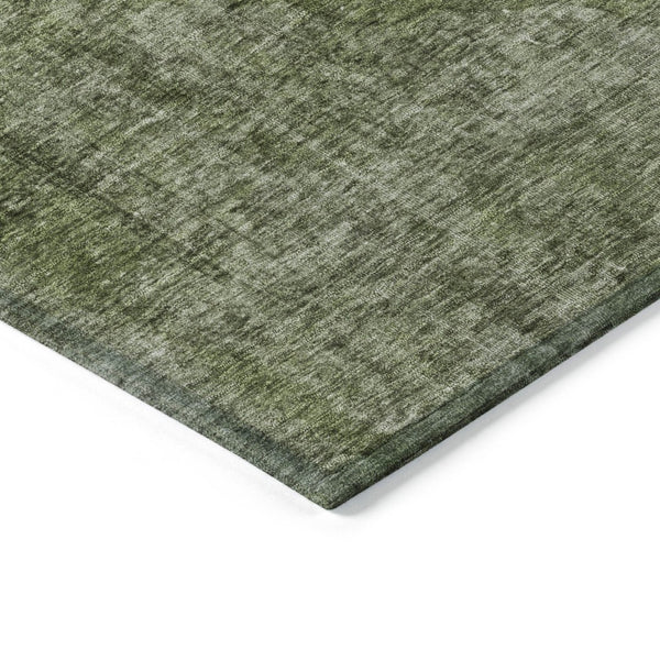 HomeRoots 5' Green and Silver Medallion Indoor Outdoor Area Rug - Stylish, Durable, Machine Washable Design 8' Round 616432
