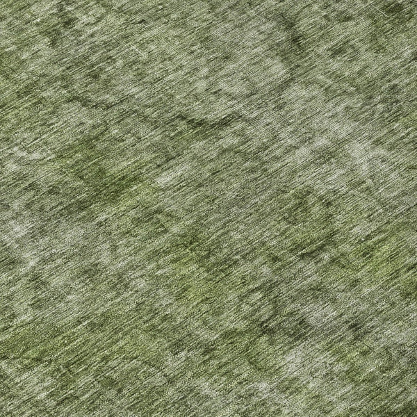 HomeRoots 5' Green and Silver Medallion Indoor Outdoor Area Rug - Stylish, Durable, Machine Washable Design 8' Round 616432