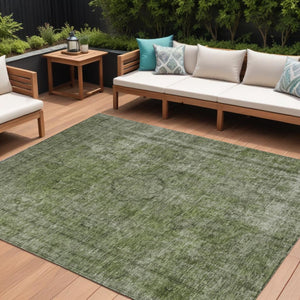 HomeRoots 5' Green and Silver Medallion Indoor Outdoor Area Rug - Stylish, Durable, Machine Washable Design 10' X 14' 616435