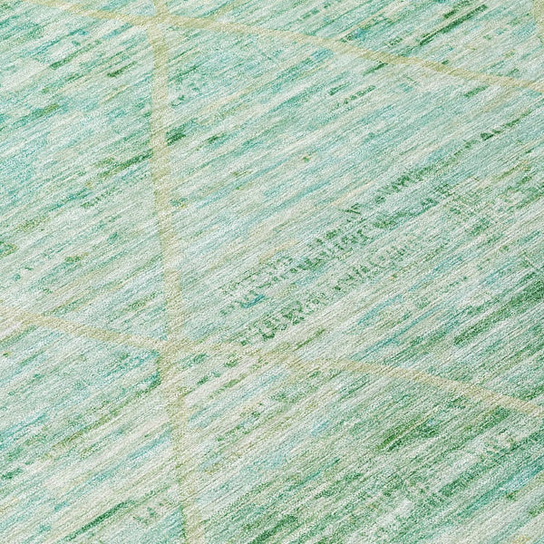 HomeRoots 5' Artichoke Green and Beige Trellis Area Rug - Durable, Washable Design for Indoor and Outdoor Use 8' Round 616480