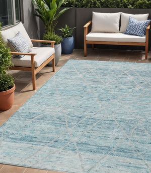 HomeRoots 5' Stylish Teal Blue and Ivory Trellis Indoor Outdoor Area Rug for Versatile Living Spaces 5' X 8' 616497