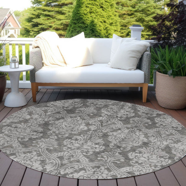 HomeRoots 5' Elegant Gray and Pewter Damask Rug - Washable Indoor/Outdoor Area Rug for High-Traffic Spaces 8' Round 616528