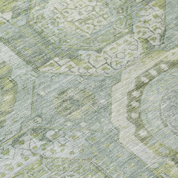HomeRoots 5' Sage and Gold Medallion Area Rug – Timeless, Durable, and Washable for Indoor & Outdoor Spaces 8' Round 616576