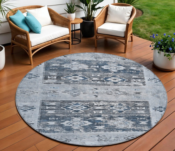 HomeRoots 5' Blue and Denim Blue Aztec Indoor Outdoor Area Rug - Stylish, Washable, and Durable for Any Space 8' Round 616594
