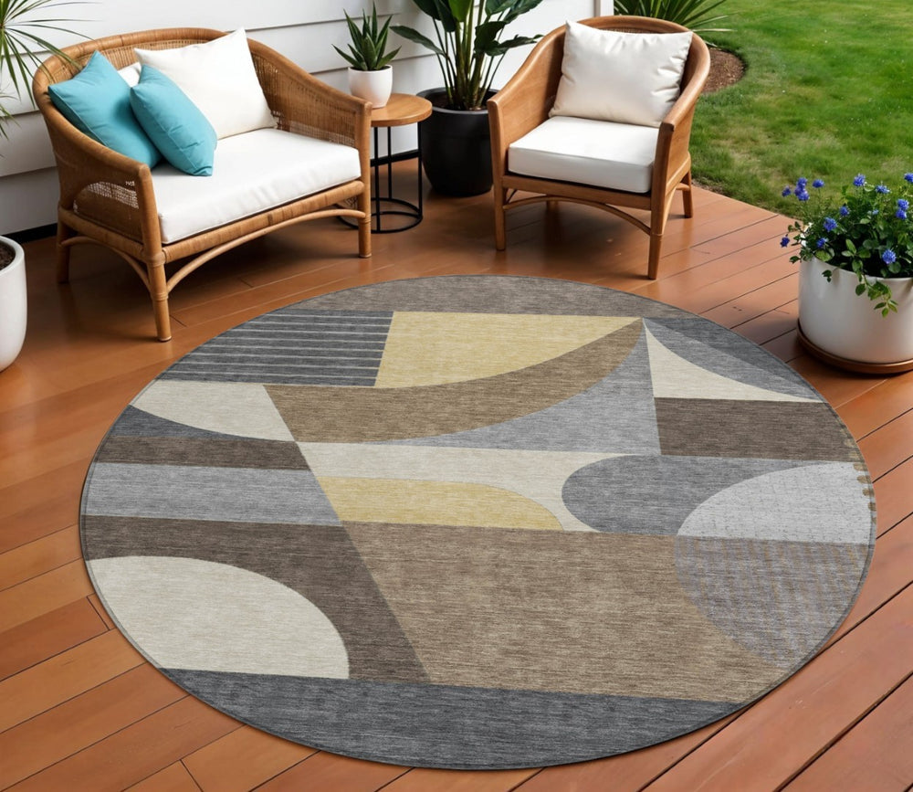 HomeRoots 5' Geometric Indoor Outdoor Area Rug in Brown Taupe and Wheat – Durable, Washable, Stylish Design 8' Round 616720