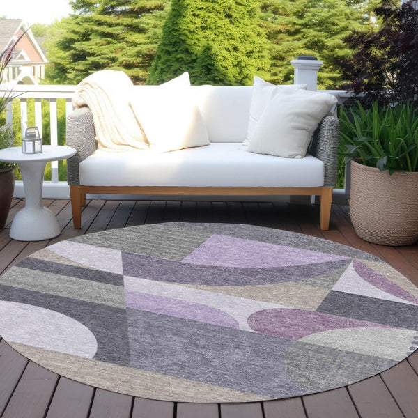 HomeRoots 5' Contemporary Geometric Area Rug in Purple, Gray & Beige – Washable for Indoor & Outdoor Use 8' Round 616738