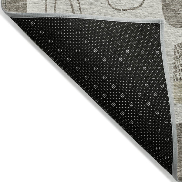 HomeRoots 5' Modern Geometric Area Rug in Beige and Tan – Washable Indoor/Outdoor Durable Style for Any Space 5' X 8' 616797