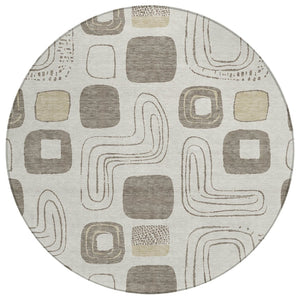 HomeRoots 5' Modern Geometric Area Rug in Beige and Tan – Washable Indoor/Outdoor Durable Style for Any Space 8' Round 616798