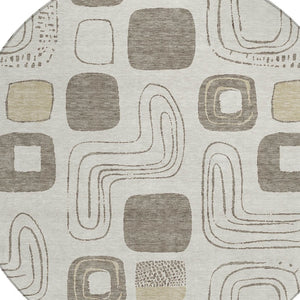 HomeRoots 5' Modern Geometric Area Rug in Beige and Tan – Washable Indoor/Outdoor Durable Style for Any Space 8' Round 616798