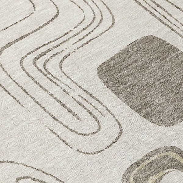 HomeRoots 5' Modern Geometric Area Rug in Beige and Tan – Washable Indoor/Outdoor Durable Style for Any Space 8' Round 616798