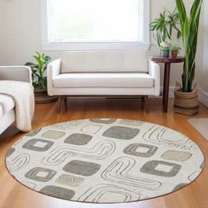 HomeRoots 5' Modern Geometric Area Rug in Beige and Tan – Washable Indoor/Outdoor Durable Style for Any Space 8' Round 616798