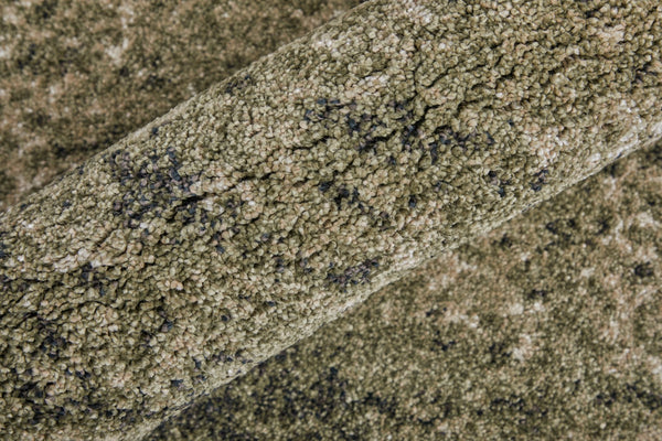 Homeroots 10' Distressed Abstract Area Rug - Durable, Stain-resistant Design For Stylish Home Décor And Comfort Green,Tan Polypropylene Blend 616991