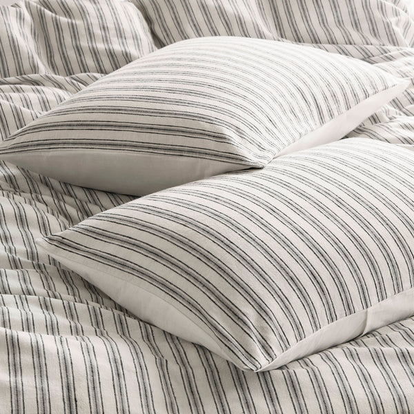 English Elm 3 Premium Queen Duvet Set with Breathable Rayon-Linen-Cotton Yarn Dye Face and Cotton Back, Soft Tan 12.01 L x 10.24 W x 5.71 H B035P319222