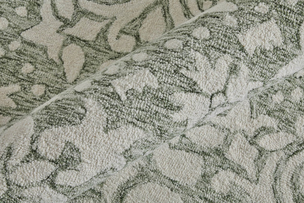 Homeroots 10' Stunning Floral Hand-tufted Area Rug – Unique Wool Blend For Comfort, Style & Stain Resistance Ivory,Green Wool Blend 617066