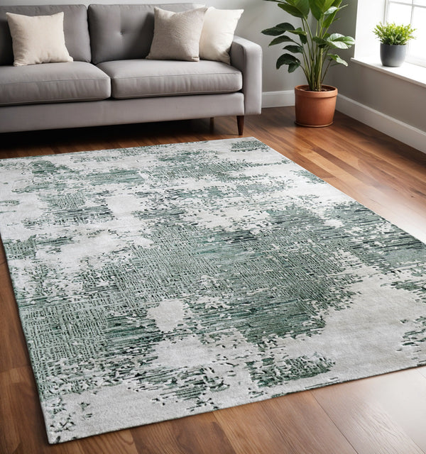 Homeroots 10' Hand Tufted Abstract Area Rug - Unique Artisan Crafted Design For Style And Comfort In Any Room Green,White Wool Blend 617076