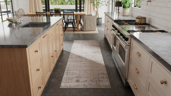 Homeroots 5' Artistic Area Rug – Durable, Stain Resistant, Perfect For Kids & Pets – Ideal For Any Decor Style Gray,Ivory,Taupe Polypropylene Blend 617125