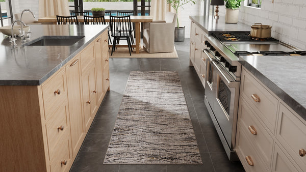 Homeroots 8' Abstract Runner Rug – Durable, Stain-resistant Design Perfect For High-traffic Areas And Kids! Gray,Ivory,Tan Polypropylene Blend 617135