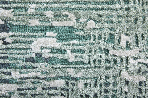 Homeroots 10' Hand Tufted Abstract Area Rug - Unique Artisan Crafted Design For Style And Comfort In Any Room Green,White Wool Blend 617241