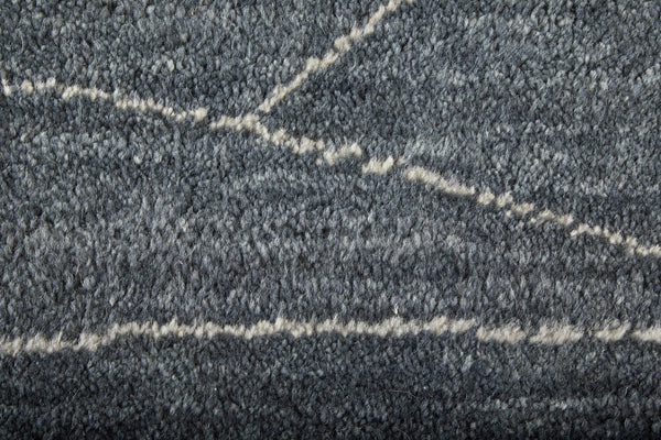Homeroots 8' X 10' Gray And Ivory Abstract Hand Knotted Distressed Area Rug - Stain Resistant, Unique Style! Gray,Ivory Wool Blend 617264