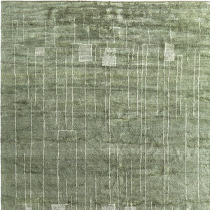 Homeroots 8' X 10' Hand Knotted Green And Ivory Abstract Area Rug - Unique, Stain Resistant, Bohemian Charm! Green,Ivory Wool Blend 617265