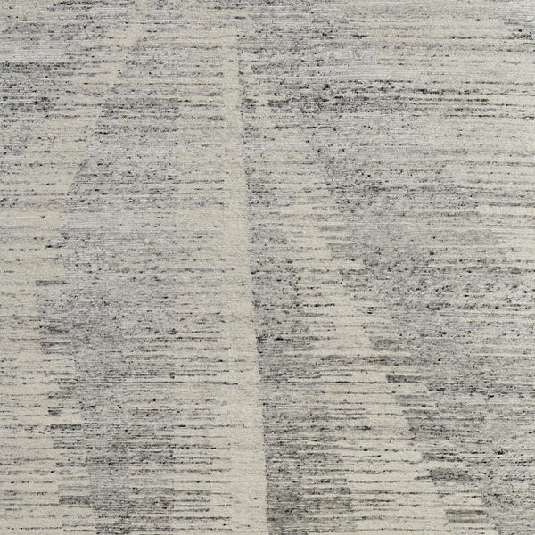 Homeroots 8' X 12' Abstract Hand Knotted Distressed Area Rug - Artisan Crafted Elegance For Stylish Spaces Ivory,Gray Wool Blend 617276