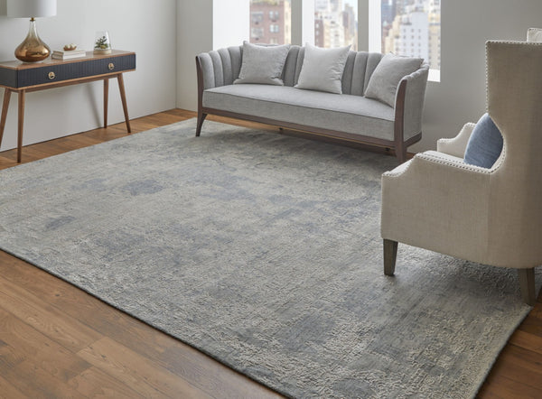 Homeroots 9' X 12' Silver And Gray Abstract Hand Woven Distressed Area Rug – Unique Artisan Craftsmanship! Silver,Gray Wool Blend 617283