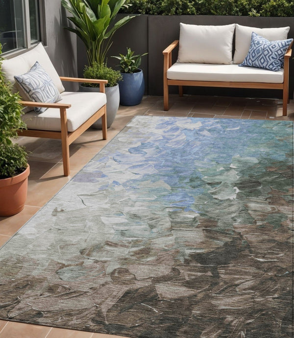 HomeRoots 5' Elevate Your Space with a Stylish Denim Blue and Taupe Abstract Washable Indoor/Outdoor Rug 5' X 8' 617348