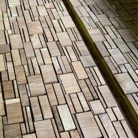 Homeroots Brown 3d Embossed Teak Wall Panel - Elegant Reclaimed Wood Decor For A Stunning Focal Point  Solid And Manufactured Wood 617487