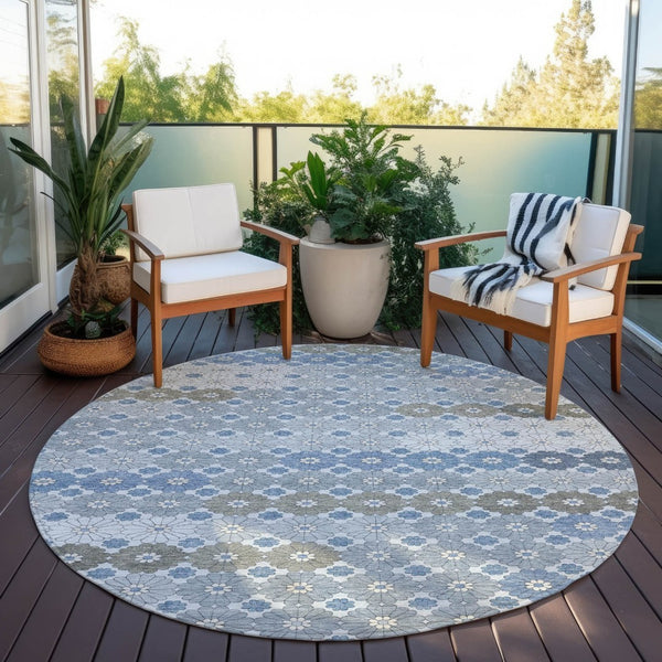 HomeRoots 5' Denim Blue Gray Floral Indoor Outdoor Area Rug - Stylish, Durable, Washable for High-Traffic Spaces 8' Round 617496