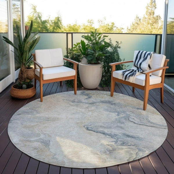HomeRoots 5' Stylish Beige and Gray Abstract Washable Area Rug for Indoor and Outdoor High-Traffic Spaces 8' Round 617568
