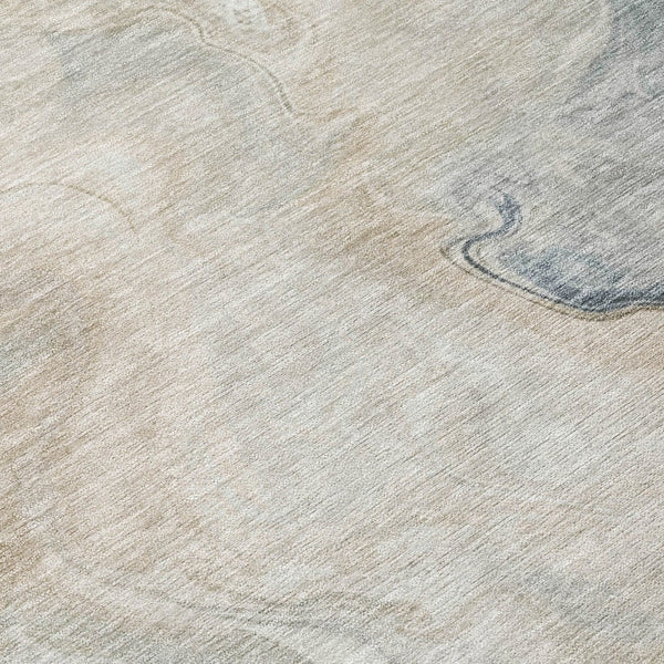 HomeRoots 5' Stylish Beige and Gray Abstract Washable Area Rug for Indoor and Outdoor High-Traffic Spaces 8' Round 617568