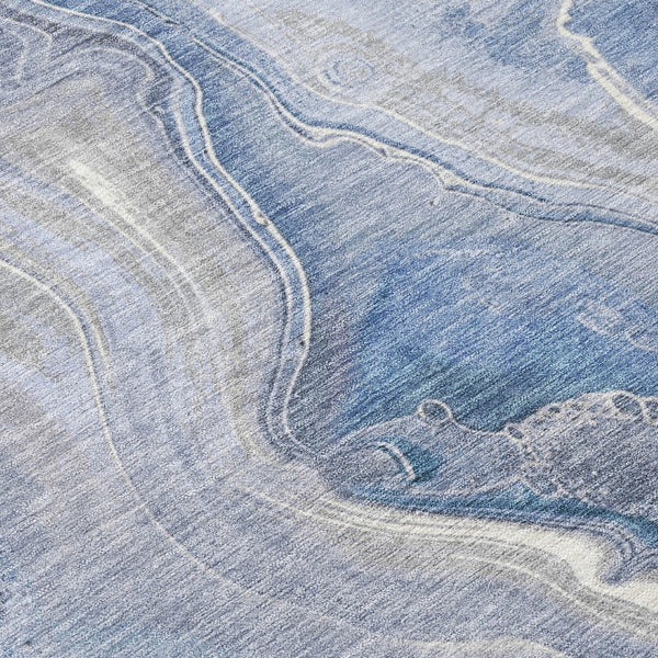 HomeRoots 5' Denim Blue and Ivory Abstract Washable Area Rug – Stylish, Durable, and Ideal for Indoor/Outdoor Use 8' Round 617598