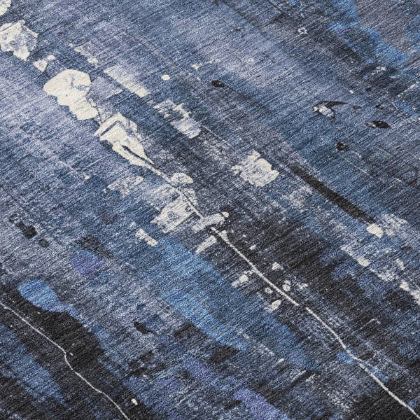 HomeRoots 5' Blue and Ivory Abstract Area Rug - Stylish, Durable, and Washable for Indoor/Outdoor Use 8' Round 617652