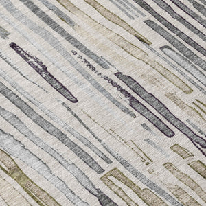 HomeRoots 5' Versatile Beige and Gray Striped Area Rug - Machine Washable, Durable for Indoor and Outdoor Use 8' Round 617688