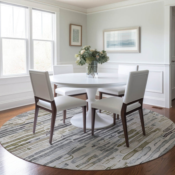HomeRoots 5' Versatile Beige and Gray Striped Area Rug - Machine Washable, Durable for Indoor and Outdoor Use 8' Round 617688