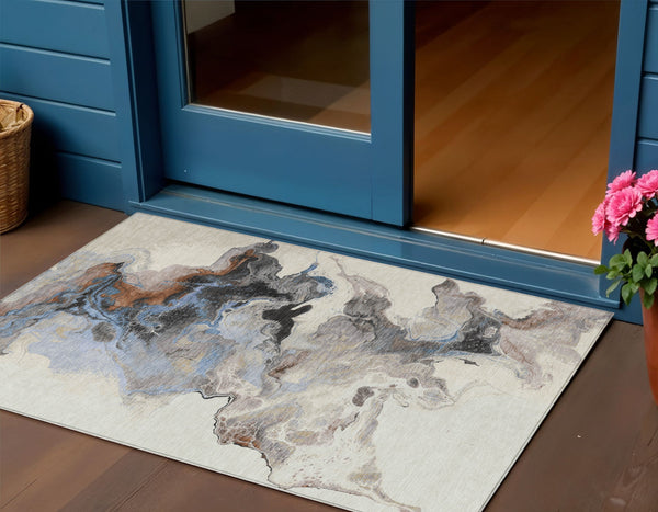 Homeroots 3' Abstract Washable Area Rug - Stylish Indoor Outdoor Design, Durable, Stain Resistant, Versatile Beige Polyester 617812