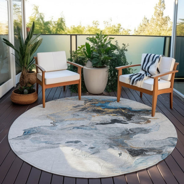 Homeroots 3' Abstract Washable Area Rug - Stylish Indoor Outdoor Design, Durable, Stain Resistant, Versatile Gray Polyester 617820