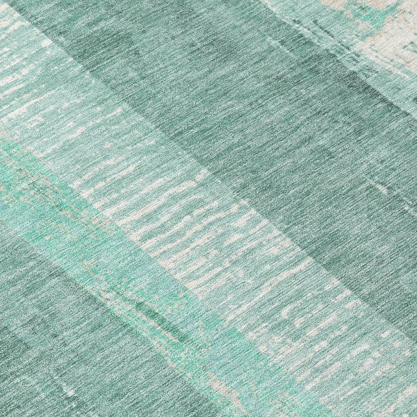 HomeRoots 5' Refreshing Pale Aqua and Teal Striped Area Rug – Durable, Washable for Indoor & Outdoor Use 8' Round 617850
