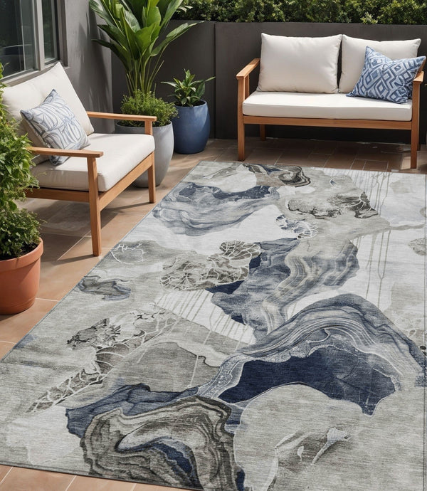 Homeroots 3' Abstract Washable Indoor Outdoor Area Rug - Stylish, Durable, And Perfect For High Traffic Spaces Ivory Polyester 617891