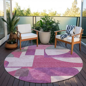 Homeroots 3' Geometric Washable Indoor Outdoor Area Rug - Stylish, Durable & Stain Resistant For Any Space Blush Polyester 617898