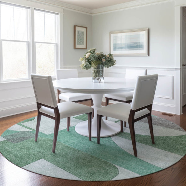 Homeroots 3' Geometric Washable Indoor Outdoor Area Rug - Stylish, Durable & Stain Resistant For Any Space Green Polyester 617910