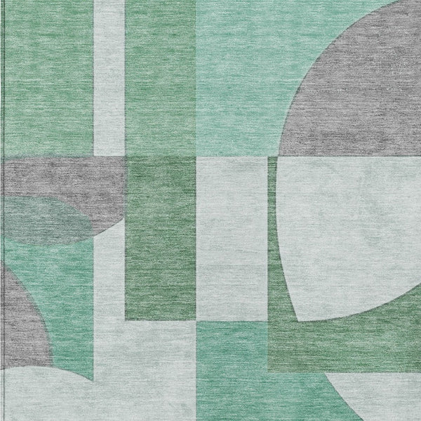 Homeroots 3' Geometric Washable Indoor Outdoor Area Rug - Stylish, Durable & Stain Resistant For Any Space Green Polyester 617911