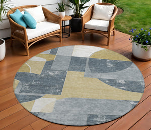 Homeroots 3' Geometric Washable Indoor Outdoor Area Rug - Stylish, Durable & Stain Resistant For Any Space Gray Polyester 617916