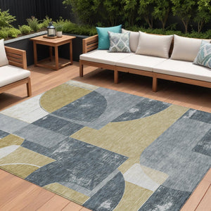 HomeRoots 5' Gray and Gold Geometric Indoor-Outdoor Area Rug - Durable, Washable, Modern Style for Any Space 8' X 10' 617917