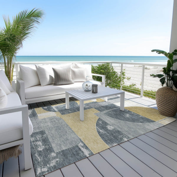 HomeRoots 5' Gray and Gold Geometric Indoor-Outdoor Area Rug - Durable, Washable, Modern Style for Any Space 8' X 10' 617917