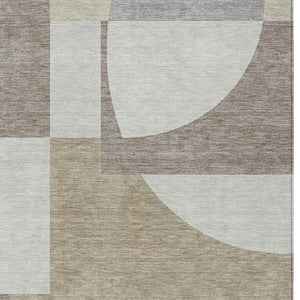 Homeroots 3' Geometric Washable Indoor Outdoor Area Rug - Stylish, Durable & Stain Resistant For Any Space Khaki Polyester 617921